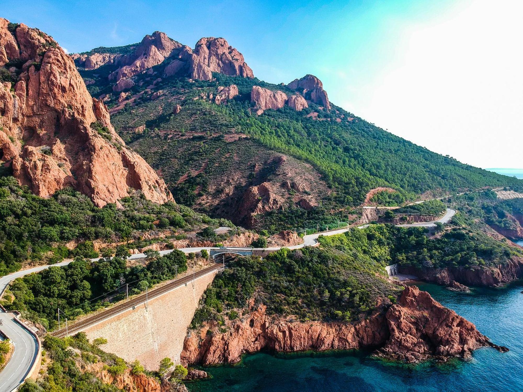 A La Devino Frejus